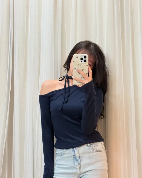 正韓不對稱露單斜肩顯瘦長綁帶掛脖上衣