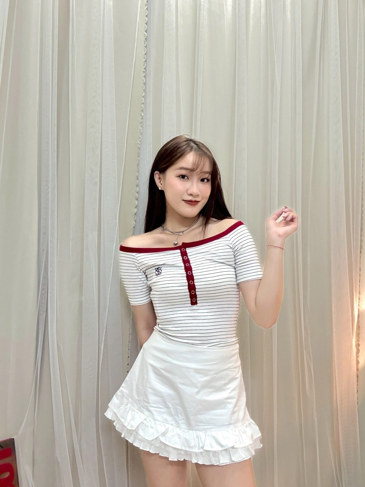 美式復古-復古撞色條紋一字領短T